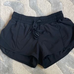 Lululemon hotty hot short